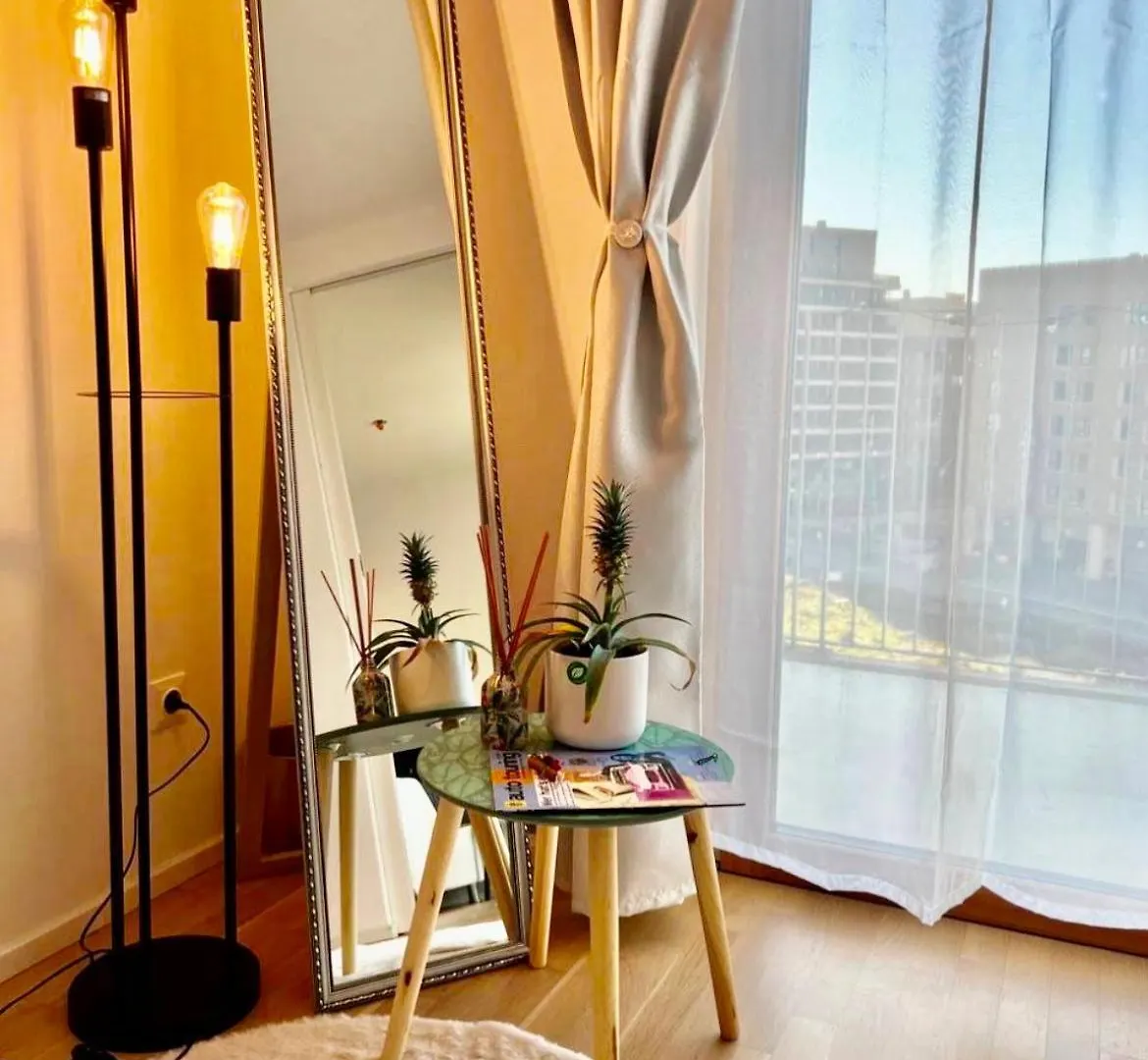 White Luxury Apartment فيينا 0*,  النمسا